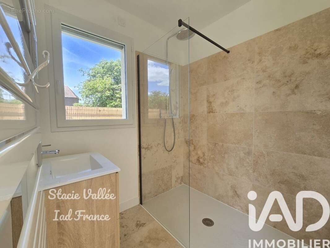Maison 121 m² à Le Neubourg  - photo 7