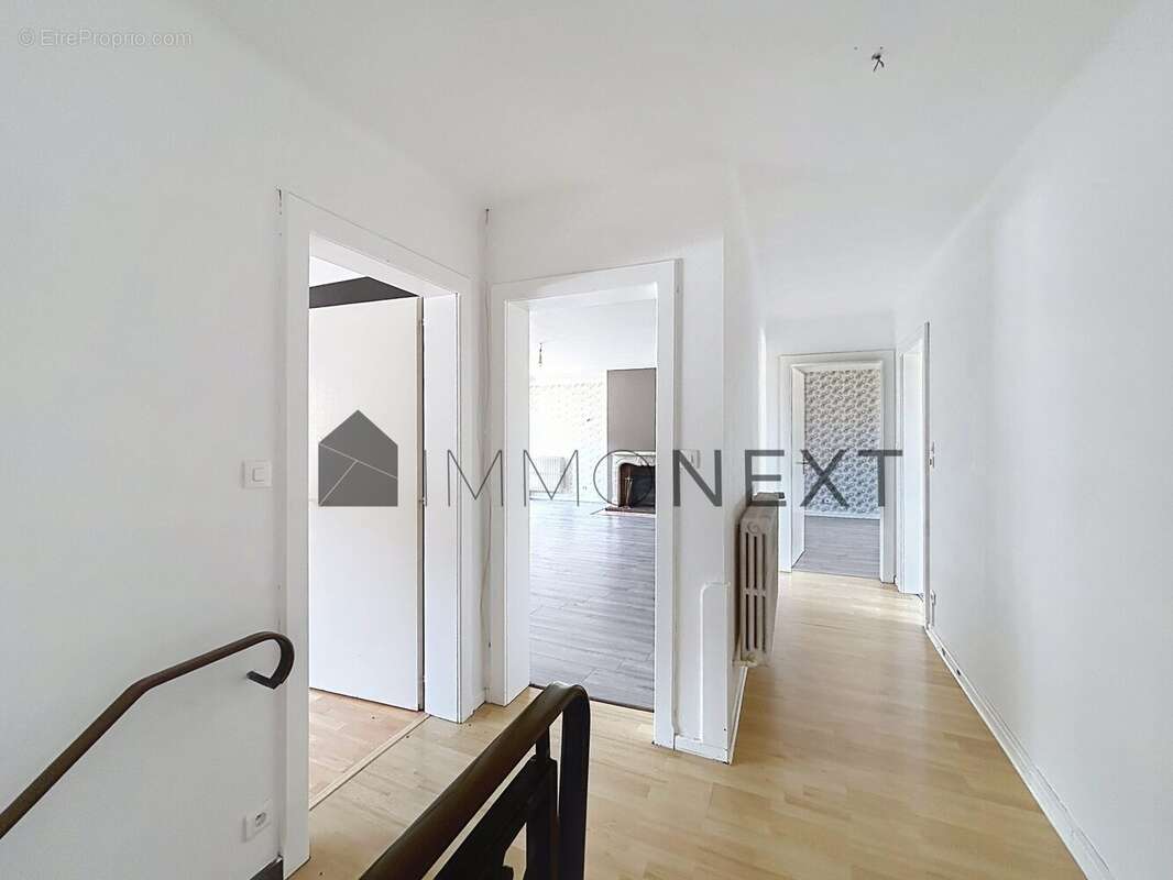 Appartement 1 m² à Entrange  - photo 3