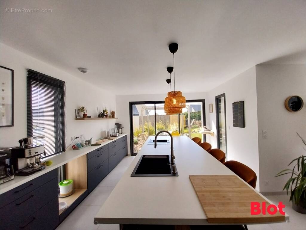 Maison à LA VILLE-ES-NONAIS