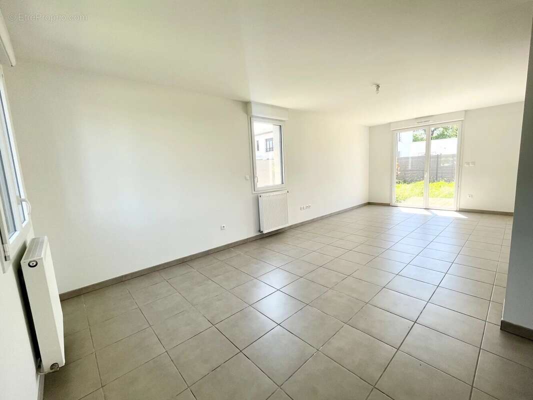 Maison à MONDONVILLE