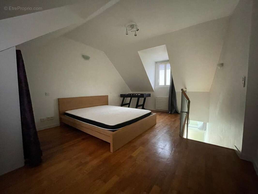 Appartement à VERRIERES-LE-BUISSON