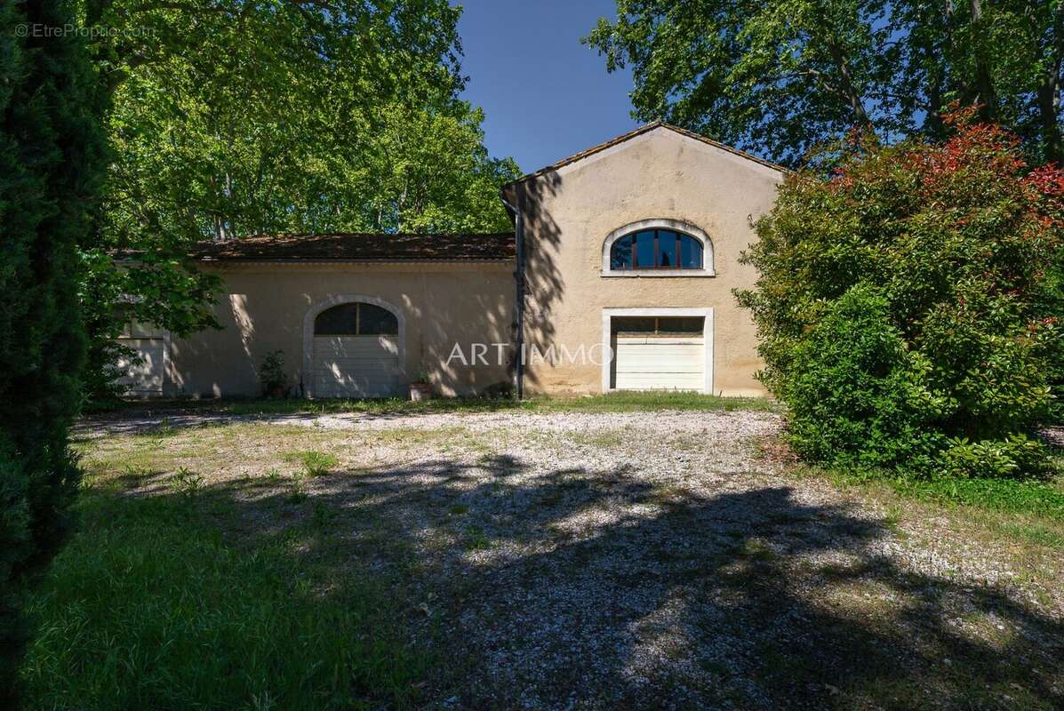 Maison à SARRIANS