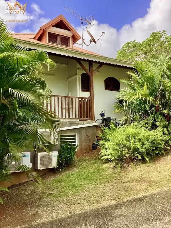 Belle villa + F3 indépendant à DUCOS (Martinique) - photo 3