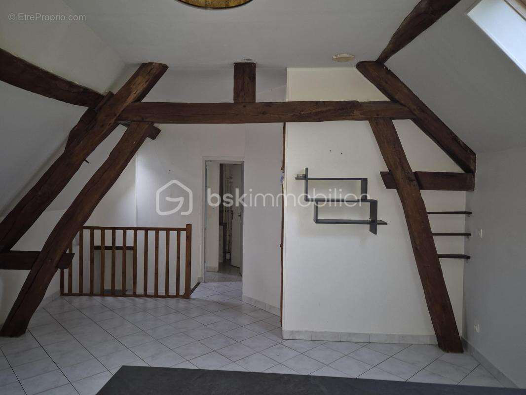 Maison à POILLY-LEZ-GIEN