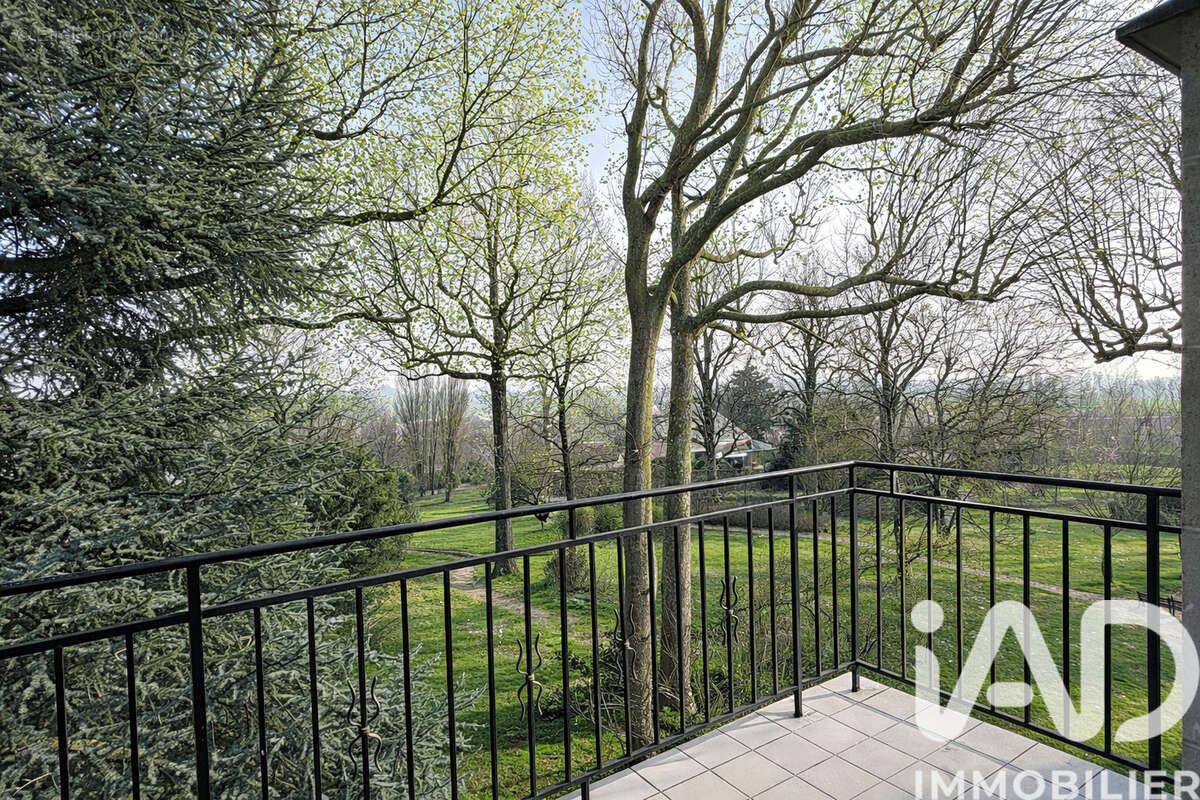 Photo 3 - Appartement à SAINT-NOM-LA-BRETECHE