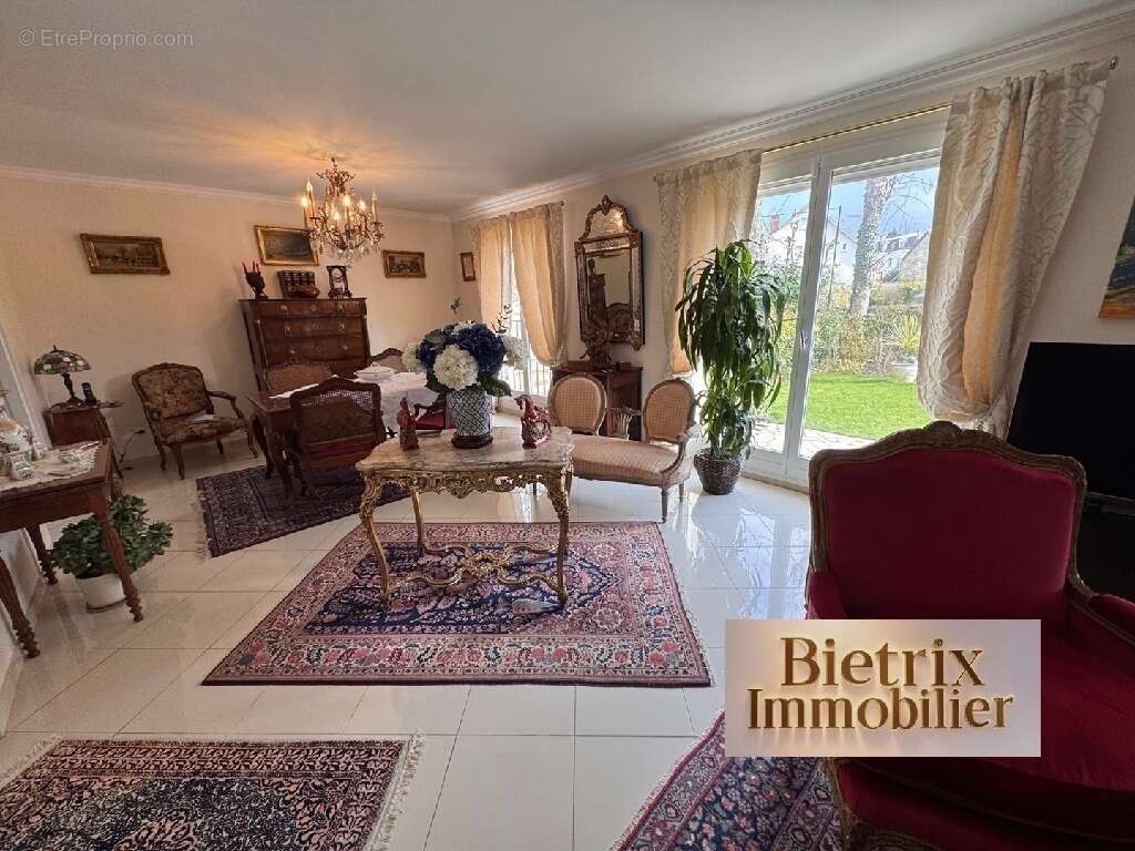 Maison à L'ISLE-ADAM