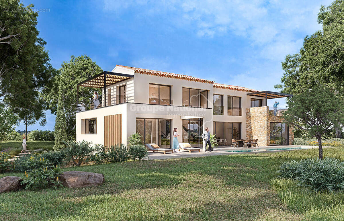 Terrain à PERNES-LES-FONTAINES