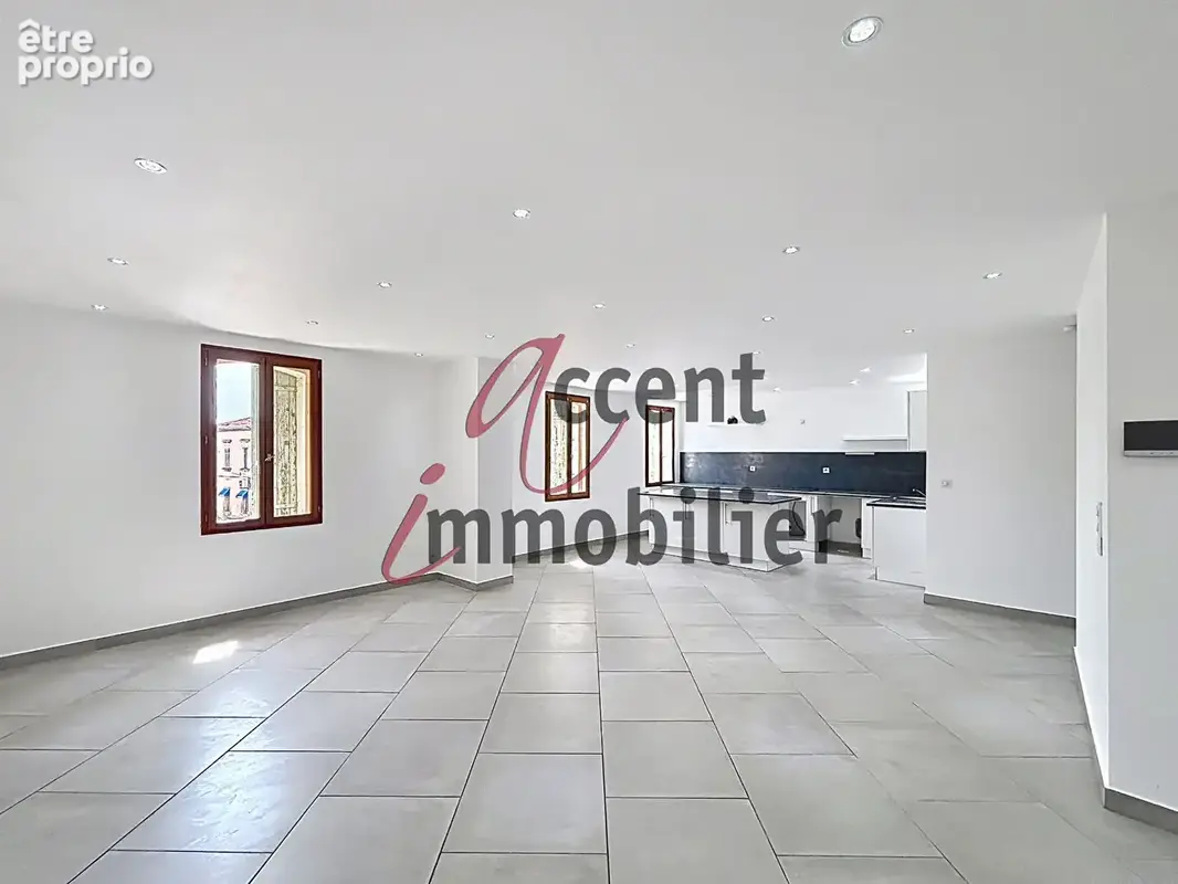 Coup de coeur ! Spacieux T4 de 101 m² plein sud en hyper-centre de Cavaillon - photo 1