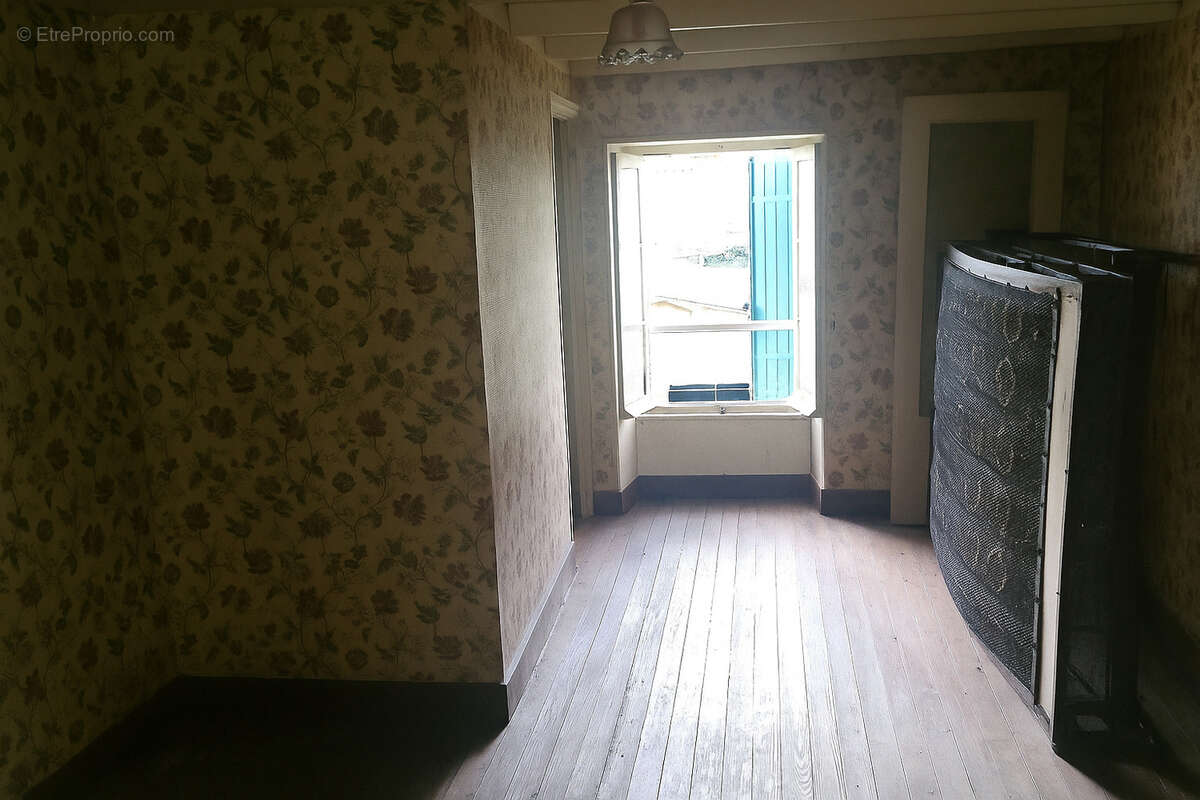 Maison a Rénover de 92 M2 - photo 8