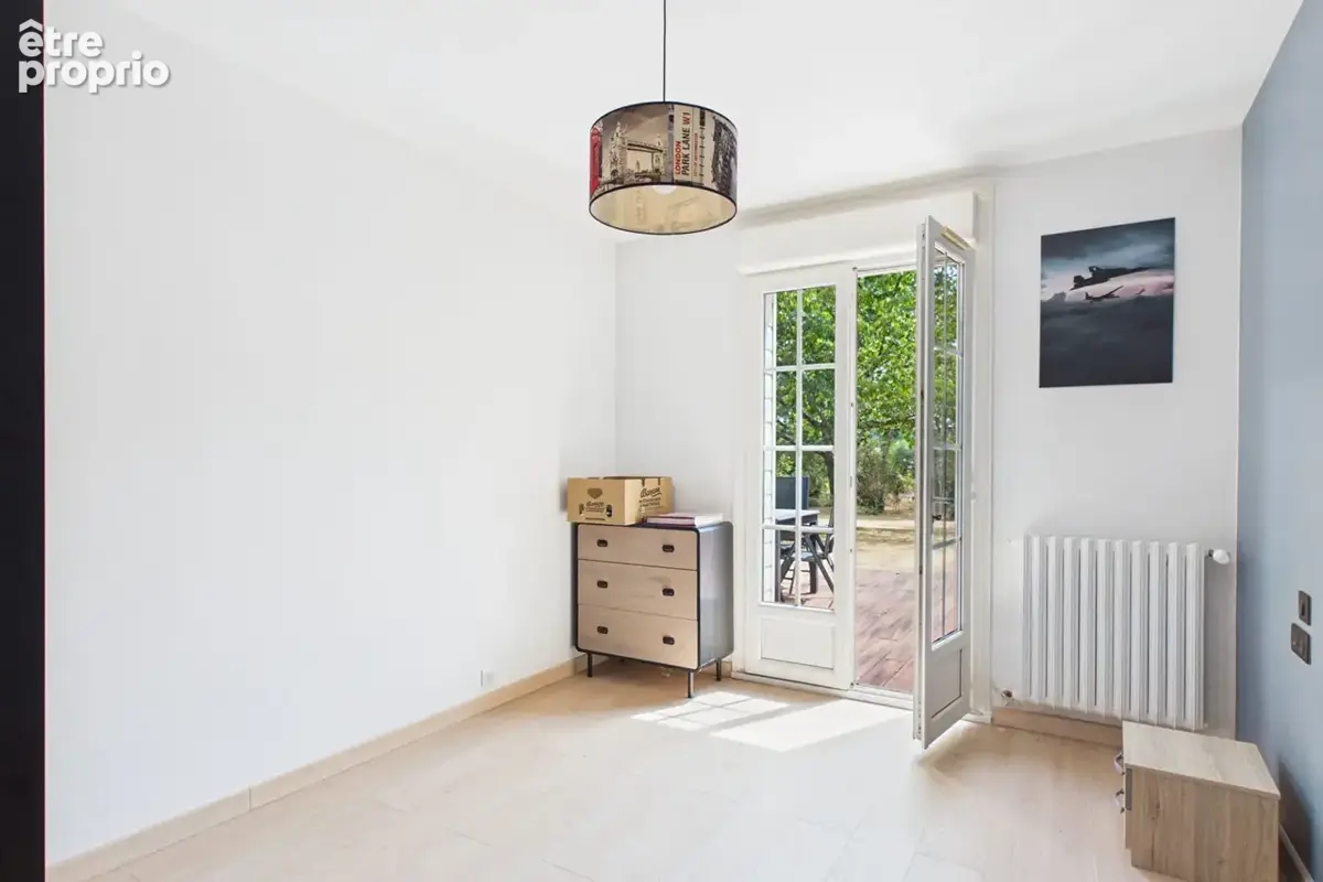 Maison de plain-pied 193 m² - Parcelle de 2900 m² au calme - 5 chambres + bureau - photo 13