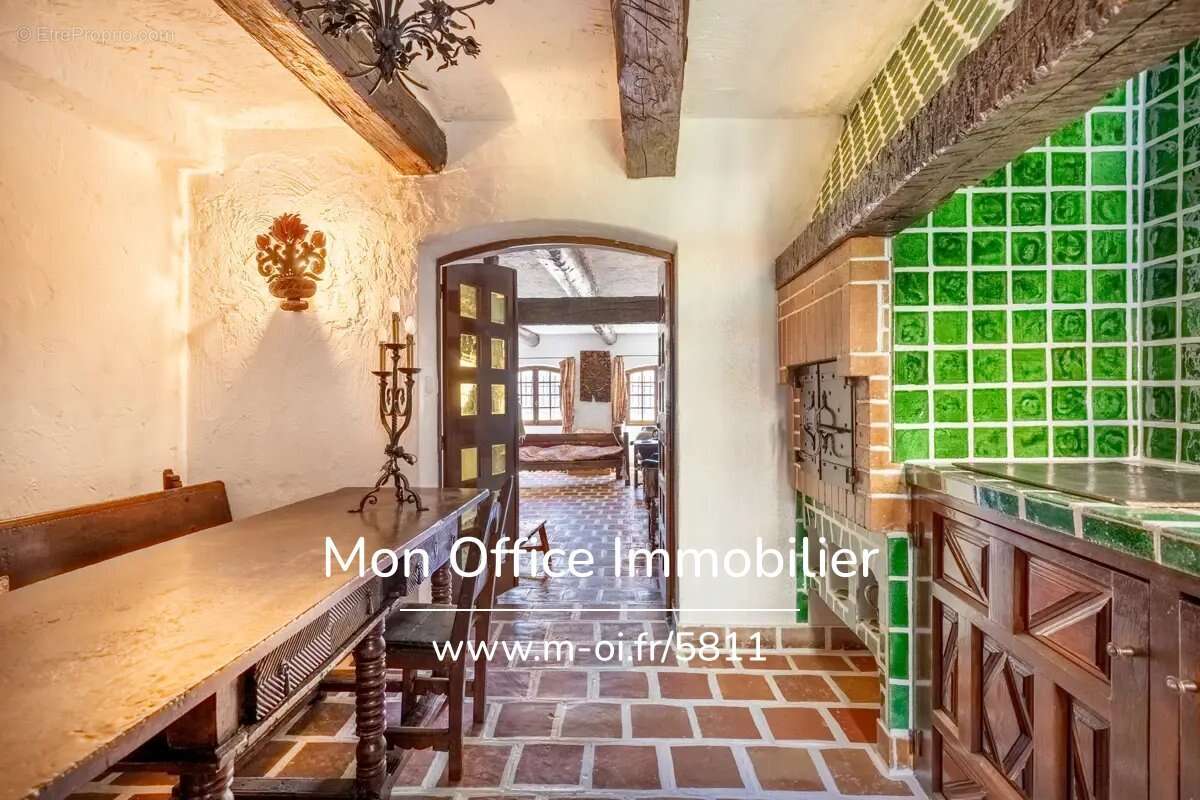 Appartement à MARSEILLE-2E