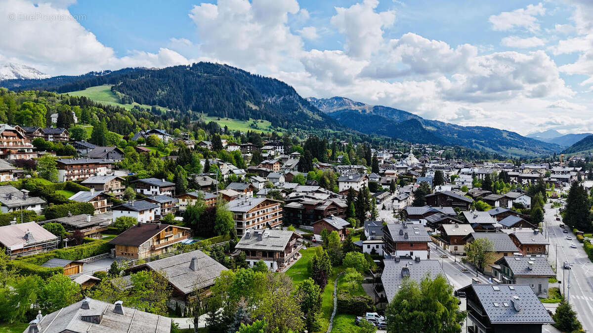 vue village drone (1) - Appartement à MEGEVE