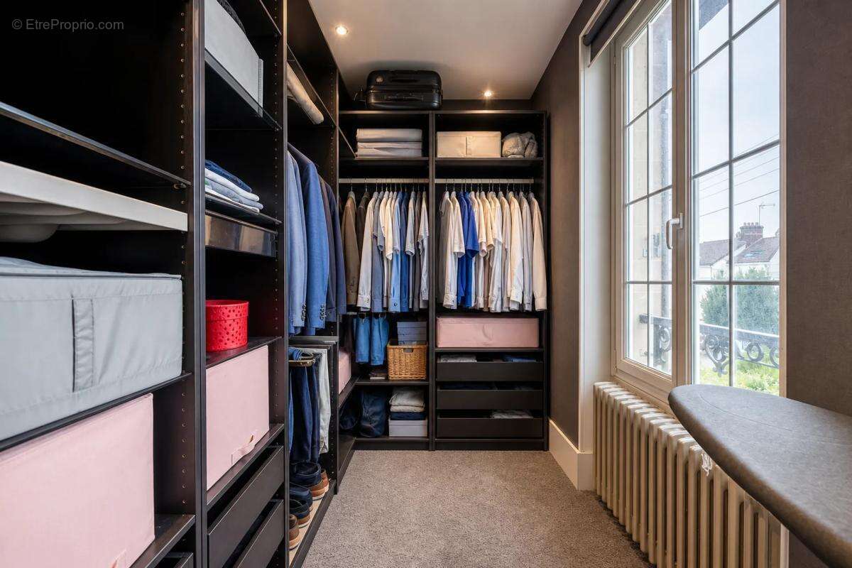 Belle maison individuelle de 250 m² sur terrain piscinable à découvrir ! - photo 24