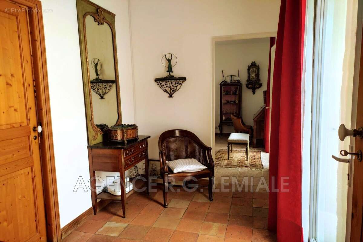 Maison à MAISONS-LAFFITTE