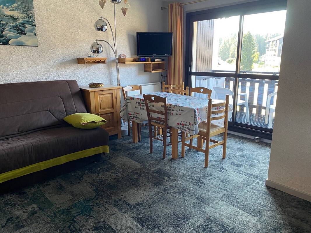 Appartement à TANINGES