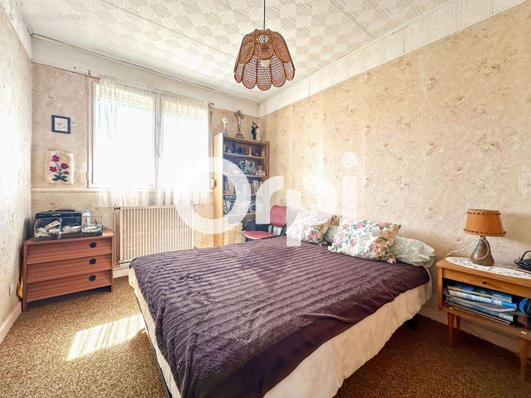Maison 3 chambres, jardin, garage et sous/sol à Petite-Synthe (59640) - photo 5