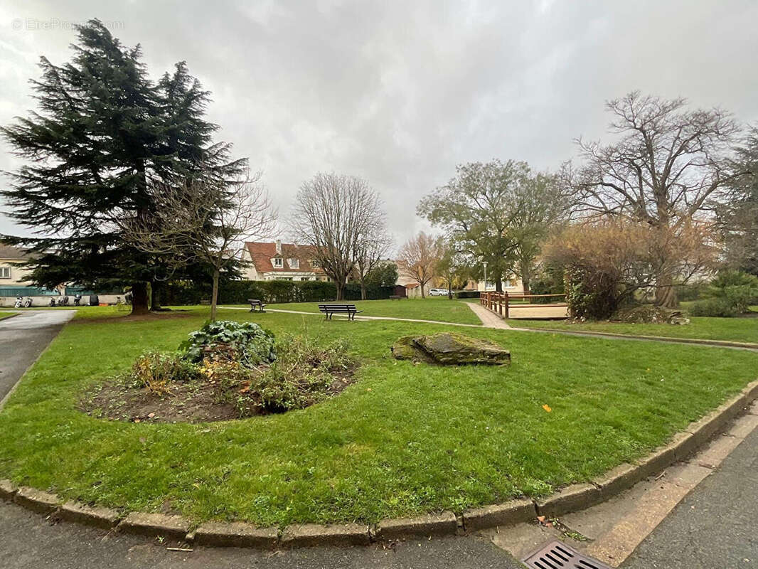 Appartement à RUEIL-MALMAISON