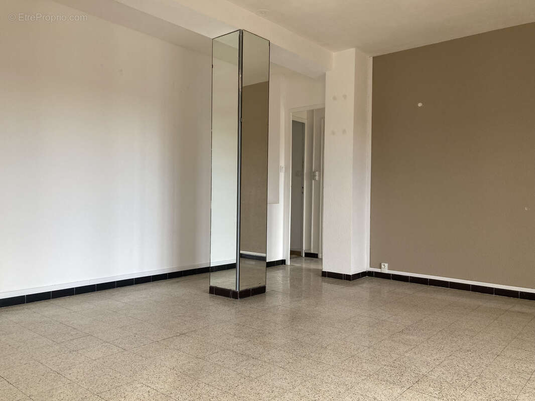 Appartement à HYERES
