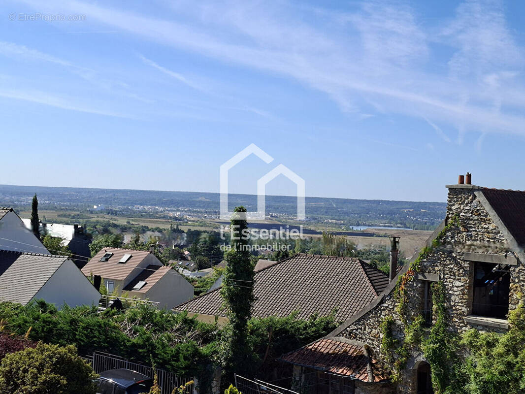 Terrain à TRIEL-SUR-SEINE