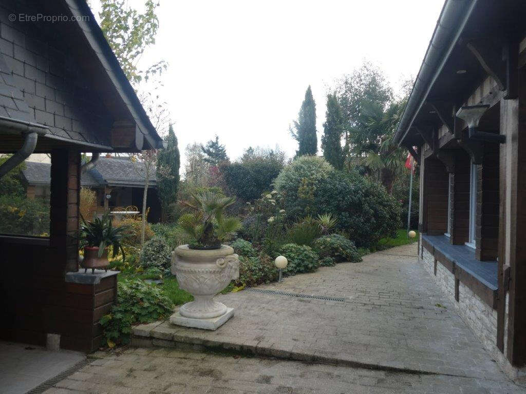 Maison à BEUZEVILLE