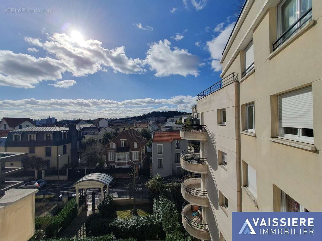 Appartement à SURESNES