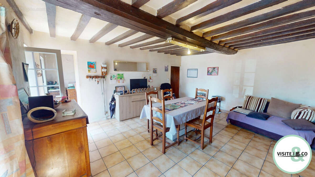 Maison à USSY