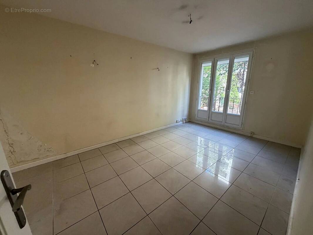 Appartement à PARIS-12E