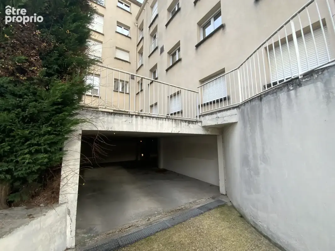 Place de parking sous-sol dans une copropriete securisee - photo 4