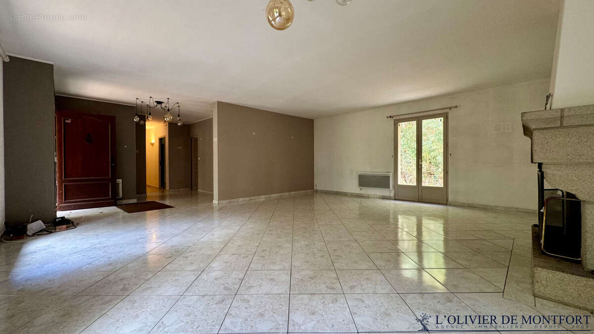 Maison à MONTFORT-L&#039;AMAURY