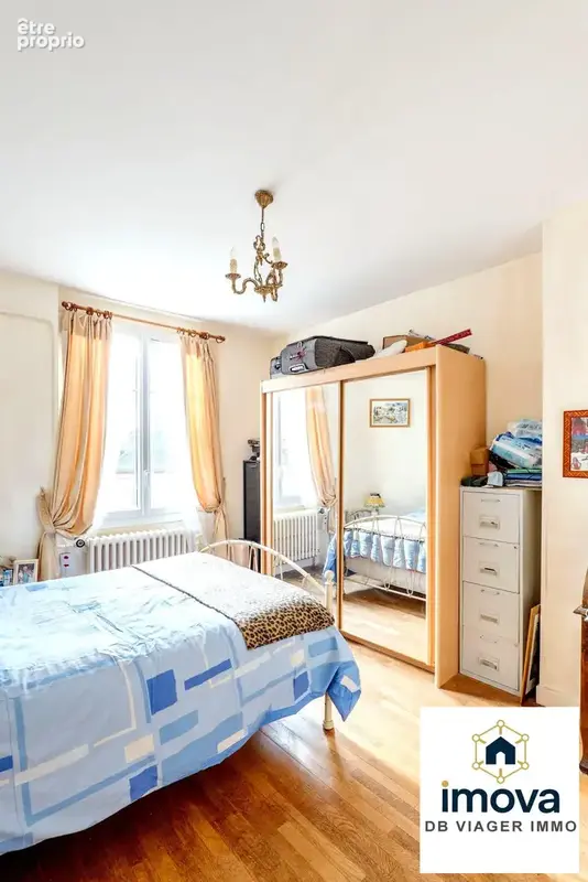 Appartement 4 pièces 81 m² à vendre à Vichy (03200) - photo 2