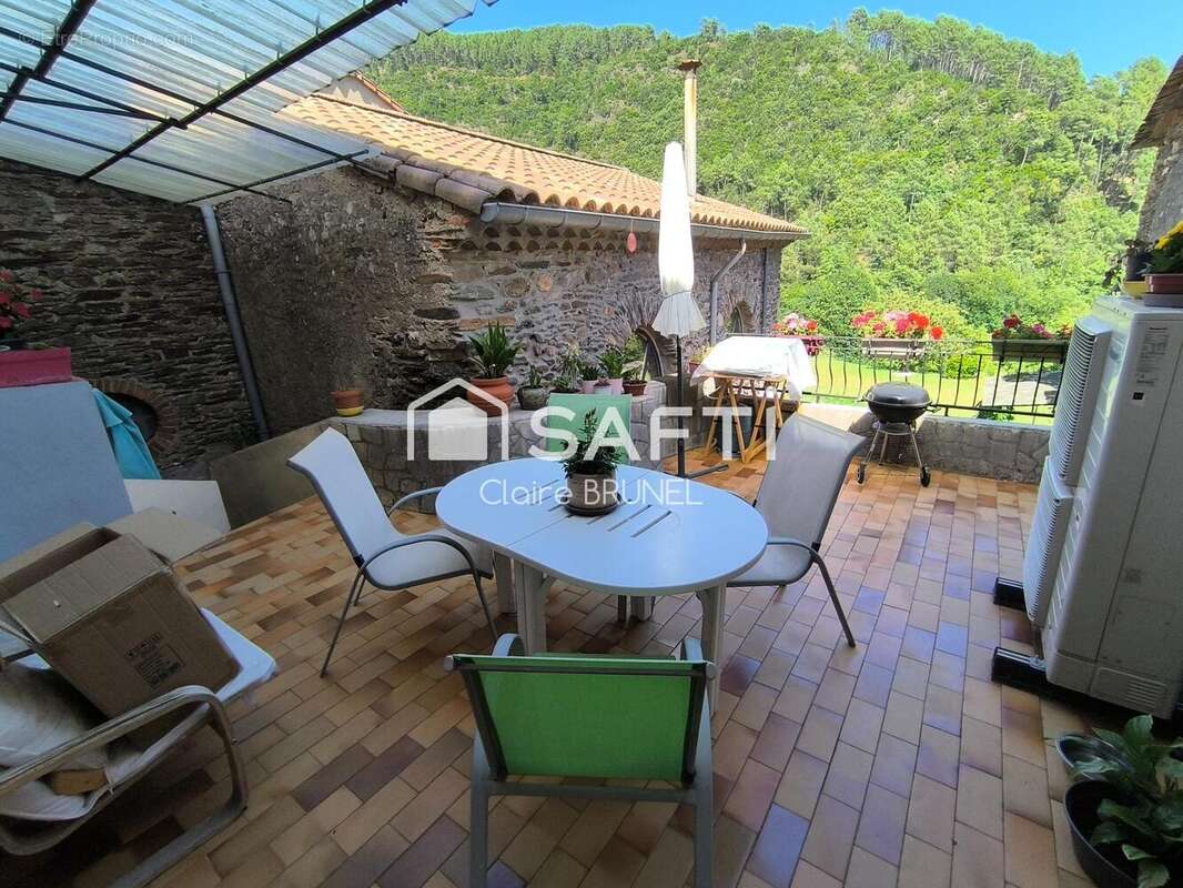 Maison 123 m² à Peyremale  - photo 2