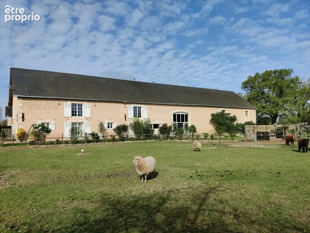 Photo Maison à Sainte-Radegonde au prix de 362 000€