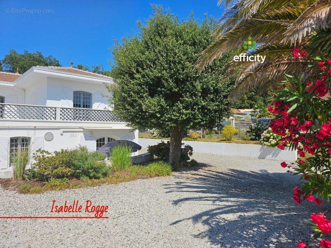 Appartement à TARNOS