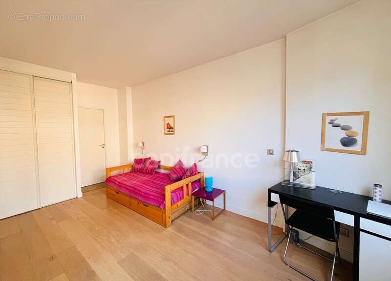 Appartement à vendre 3 pièces PARIS 16EME ARRONDISSEMENT (75) - photo 7
