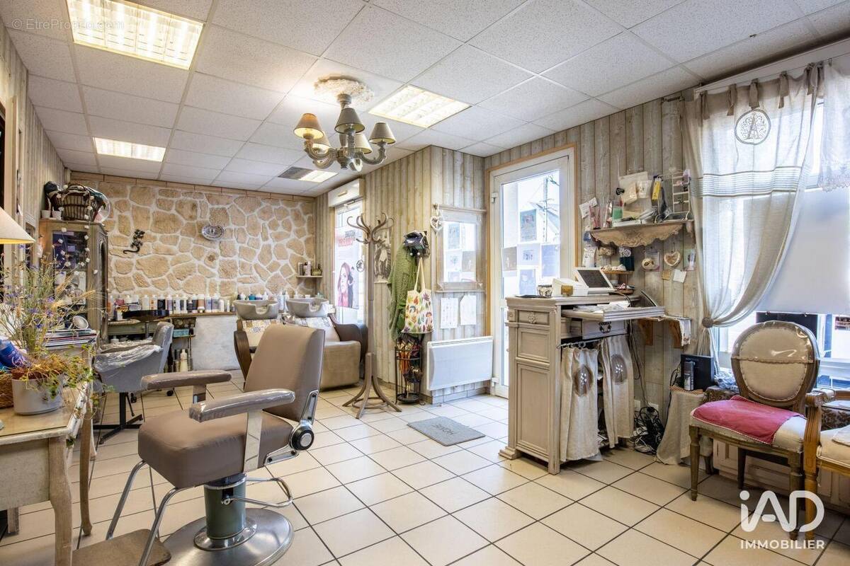 Photo 1 - Commerce à LAMOTTE-BEUVRON