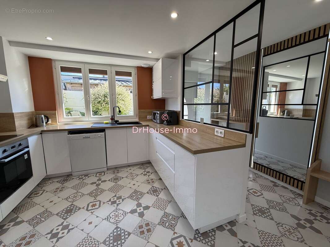 Maison 98 m² à Luc-Sur-Mer  - photo 5
