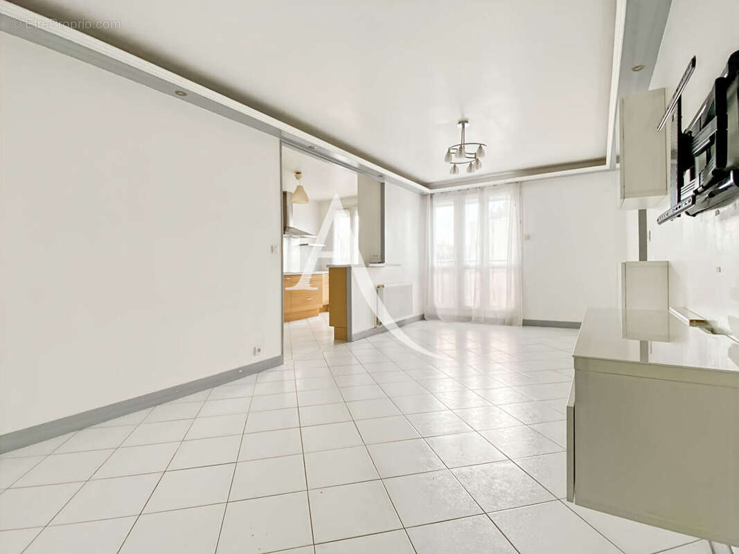 Appartement à BOIS-D'ARCY