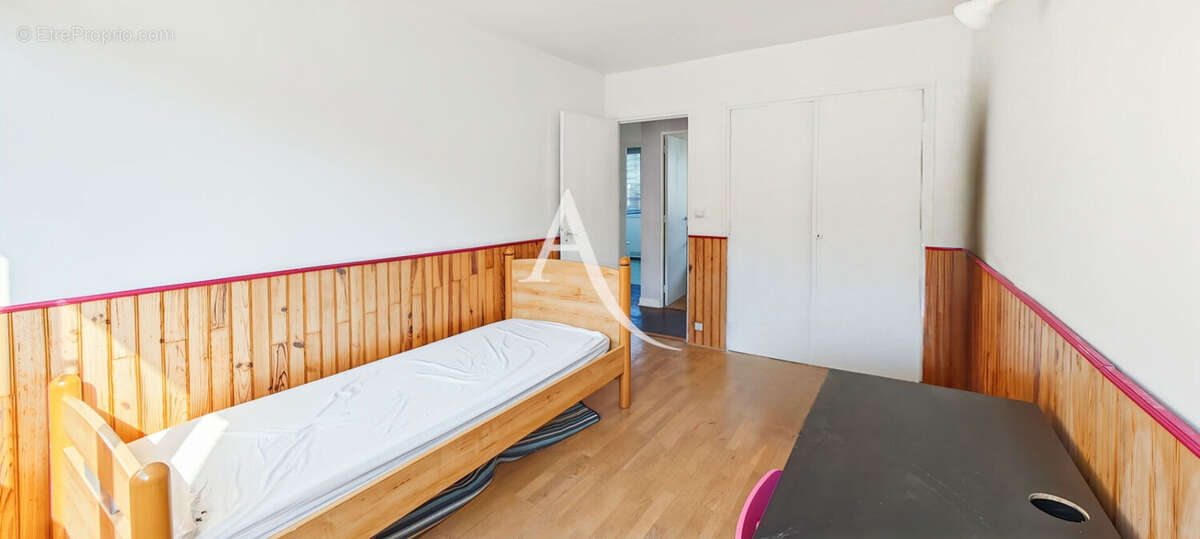 Appartement à SAINT-CYR-L'ECOLE