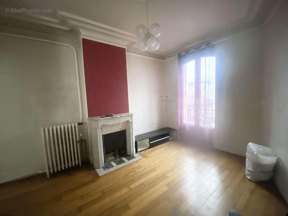 Appartement à VILLEMOMBLE