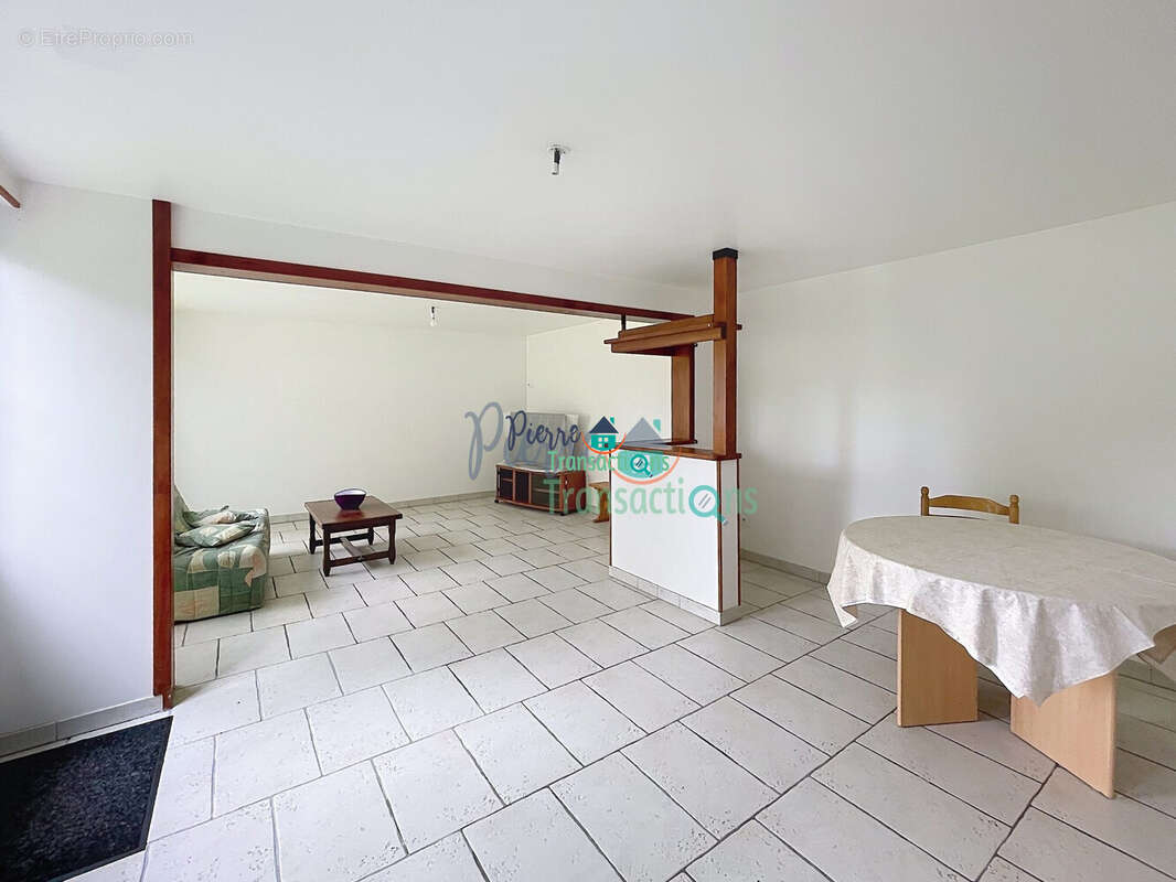 Maison à CARVILLE-LA-FOLLETIERE