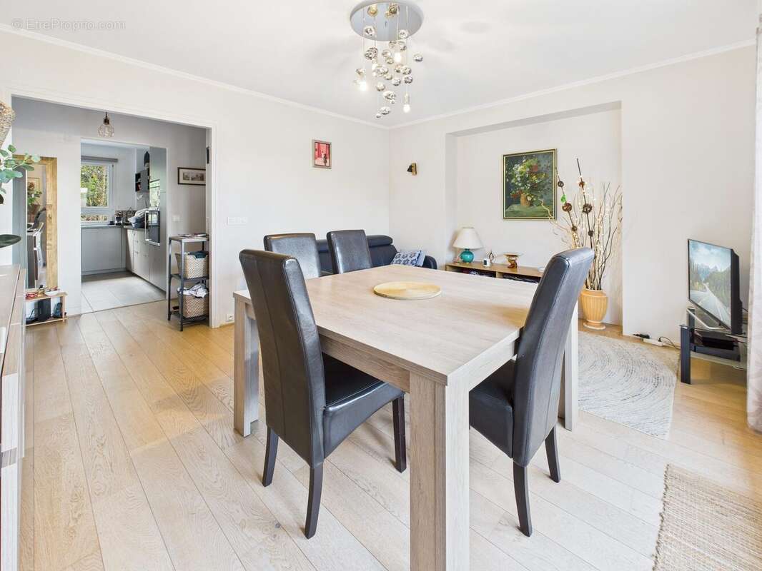 Appartement à BOUGIVAL