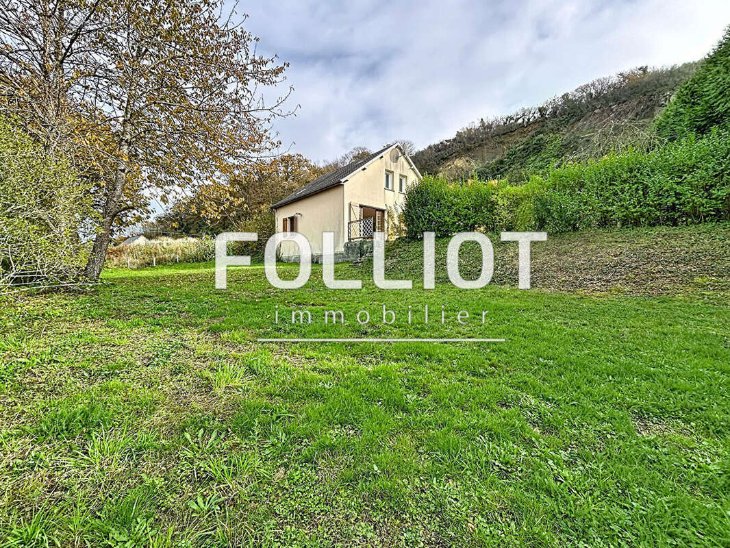 Maison à JULLOUVILLE