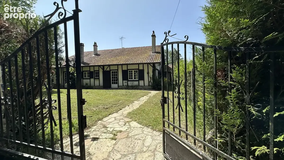 Maison landaise de caractère à vendre  Proche plages d'Hossegor, grand terrain, piscine - photo 2