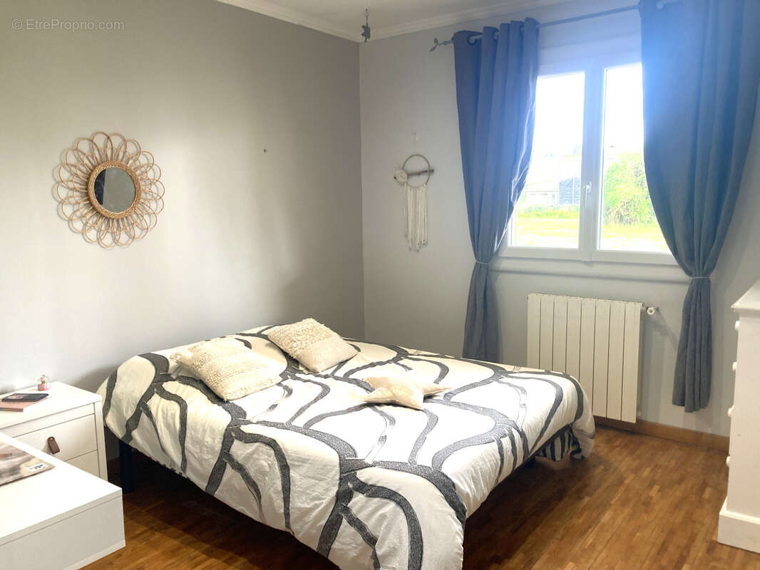 Maison à SAINT-BAUZILLE-DE-PUTOIS