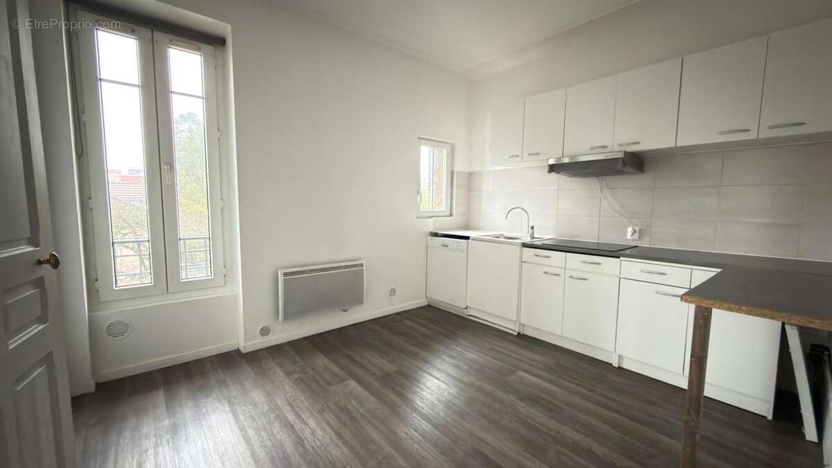 Appartement à NEUILLY-PLAISANCE