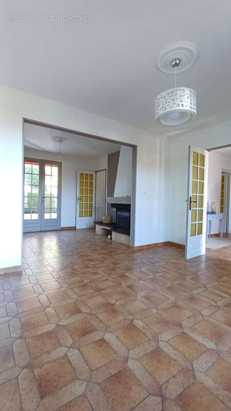 Maison à BELLERIVE-SUR-ALLIER