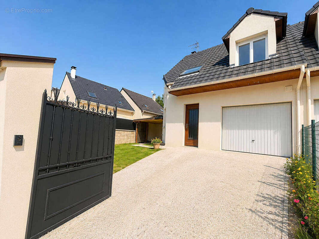 Maison familiale avec sous-sol total et fort potentiel -  Pomponne - photo 2