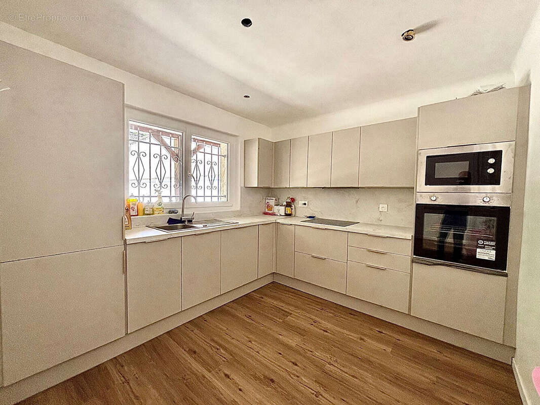 Maison à LONGJUMEAU