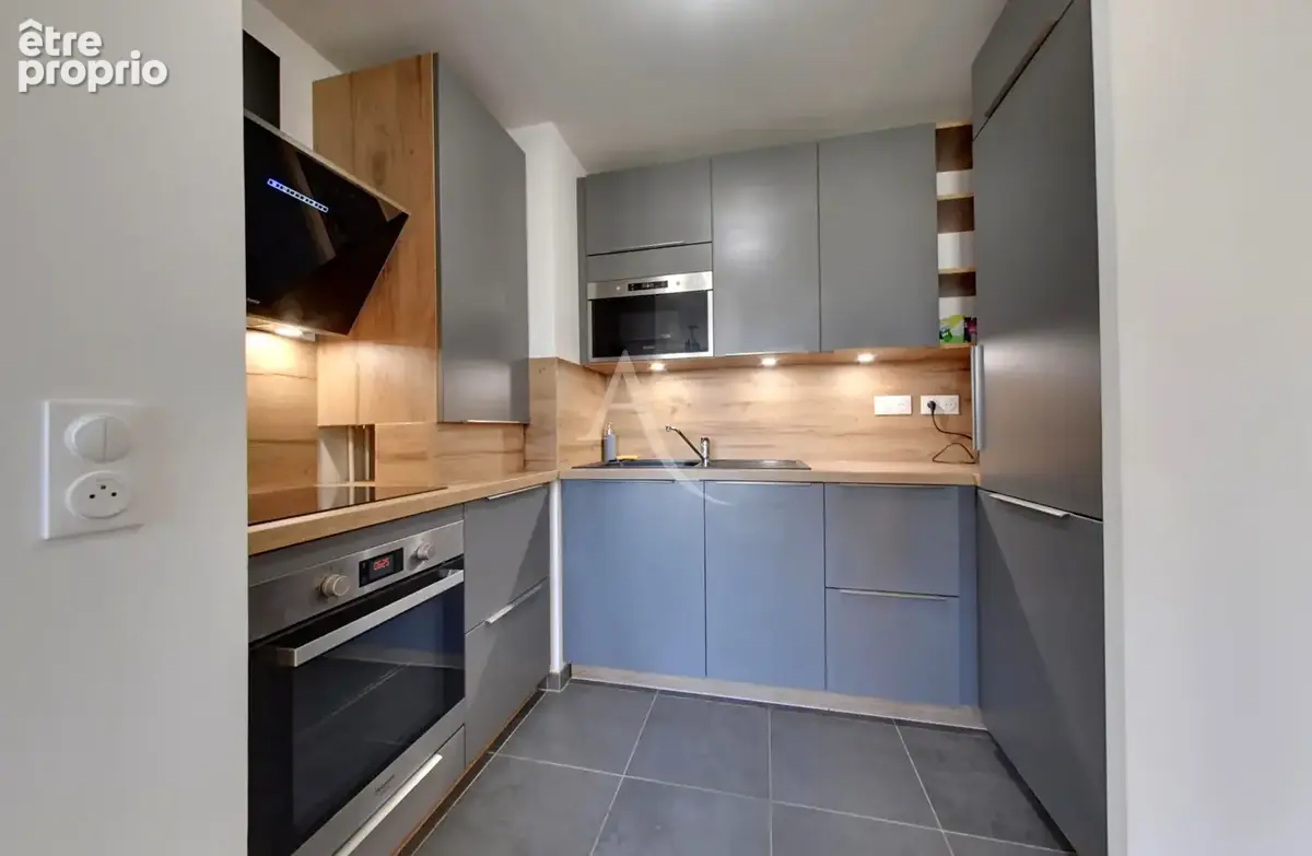 Appartement Chevry Cossigny  2 pièce(s) 40.81 m2 - photo 5