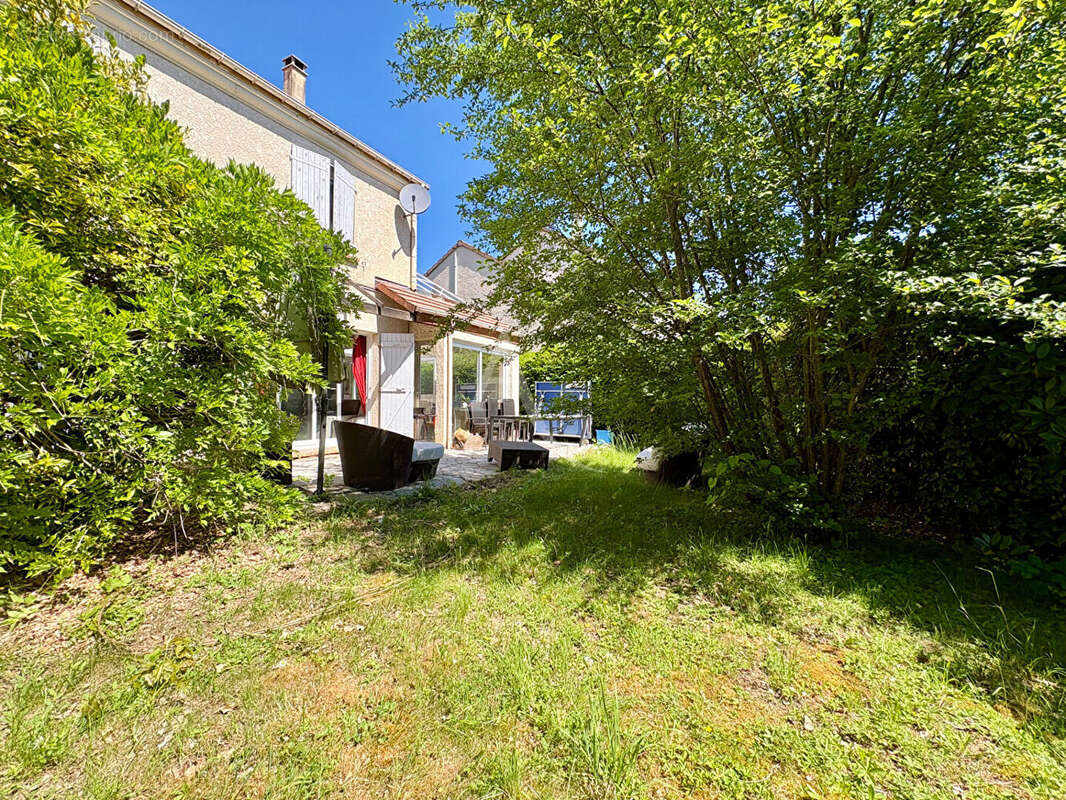 Maison à GIF-SUR-YVETTE